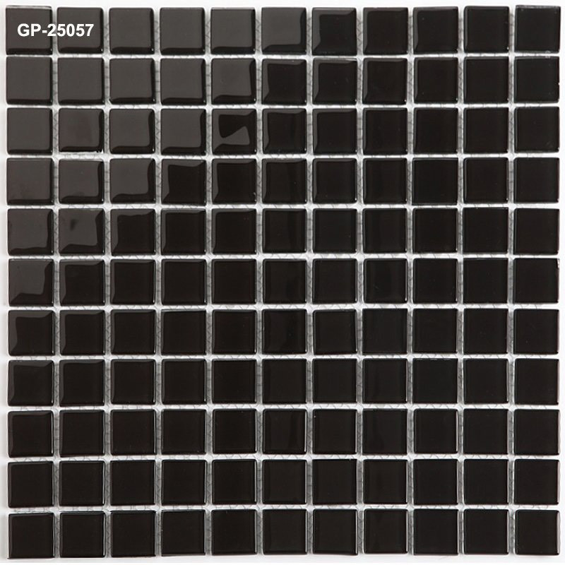 Gạch Mosaic Thủy Tinh Chip 25x25mm Màu Đen GP-25057